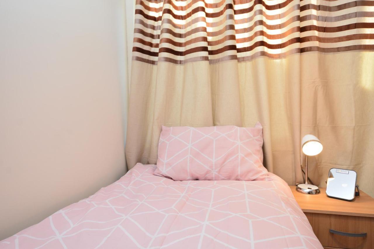 London Luxury 5 Bedroom House 2 Min Walk To The Tube Station Dagenham Exterior foto